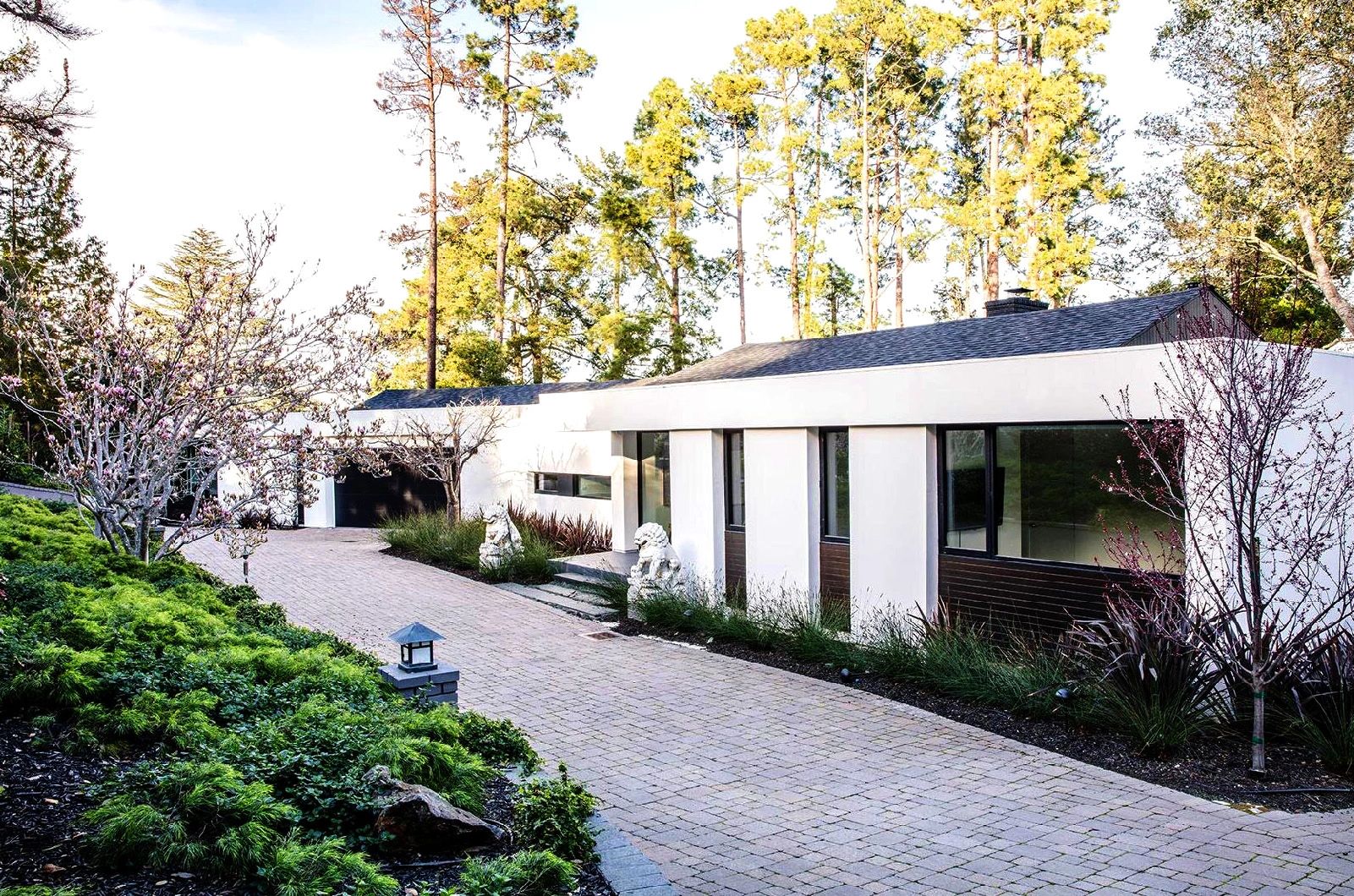 Completed Burton Design & Construction custom residence exterior
